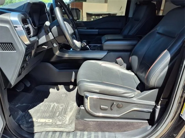 Used 2022  Ford XL image 42