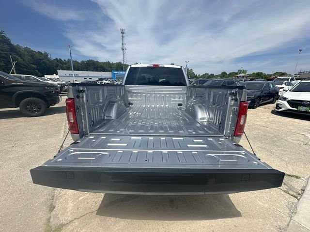 Used 2022 Silver Ford XLT image 28