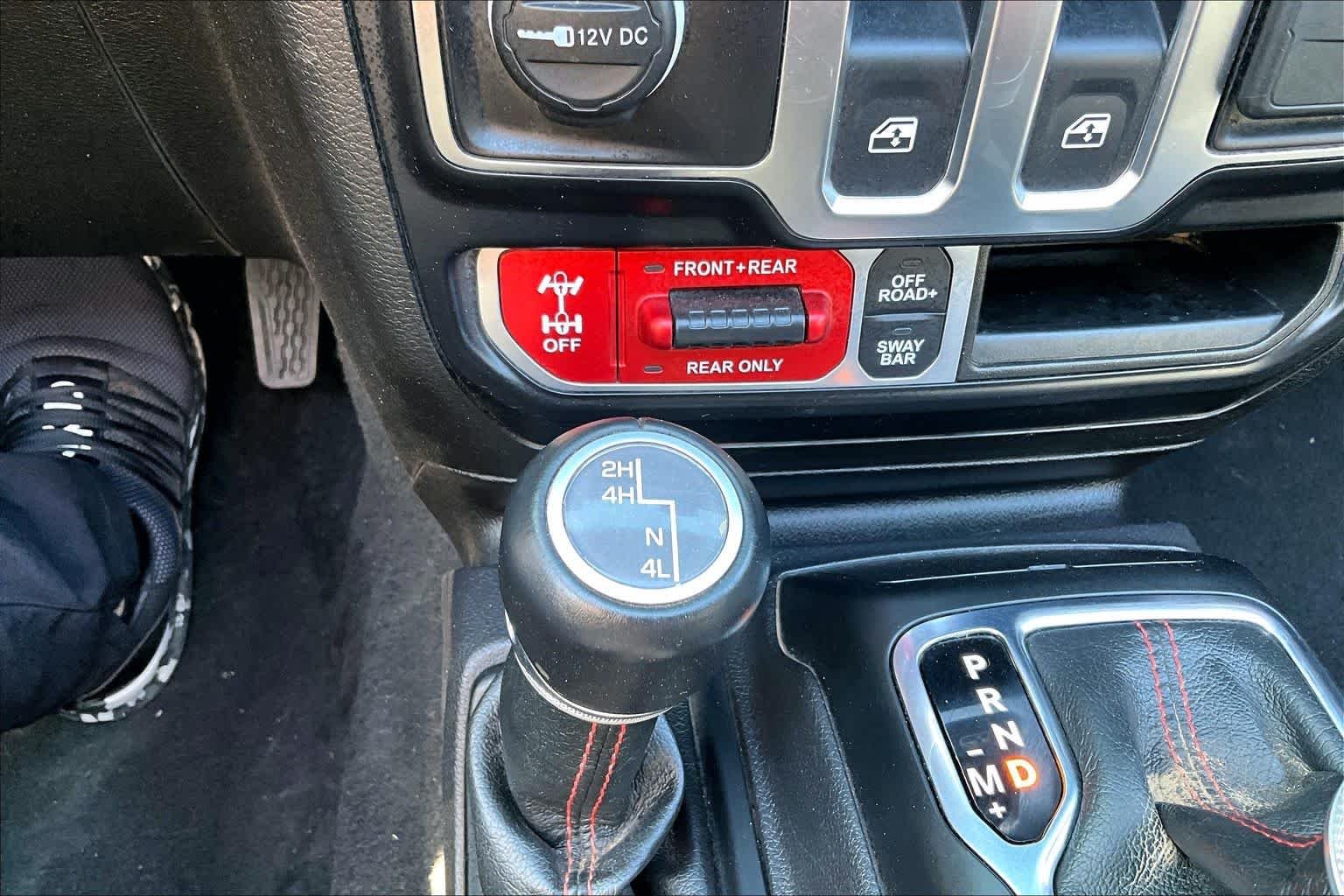 Used 2022 Black Clearcoat Jeep Rubicon image 32