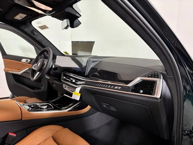 New 2027 Oxford Green II Metallic BMW xDrive40i image 18