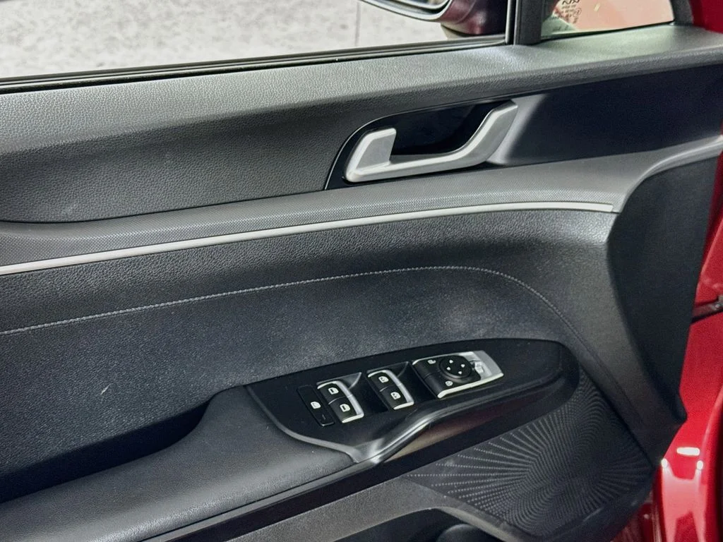 Used 2022 Passion Red Kia GT-Line image 22