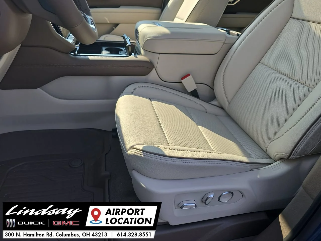 2026 GMC Yukon Denali - Photo 21