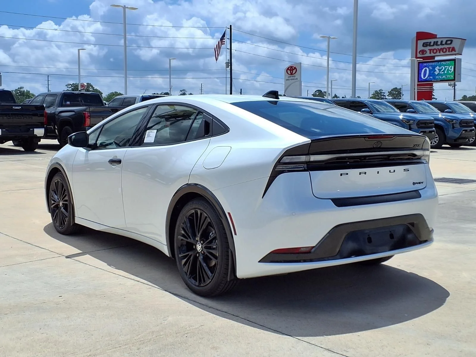 New 2026 Off-white Toyota Nightshade image 2