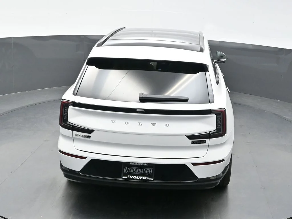 New 2026 Crystal White Volvo Twin Motor Plus image 34