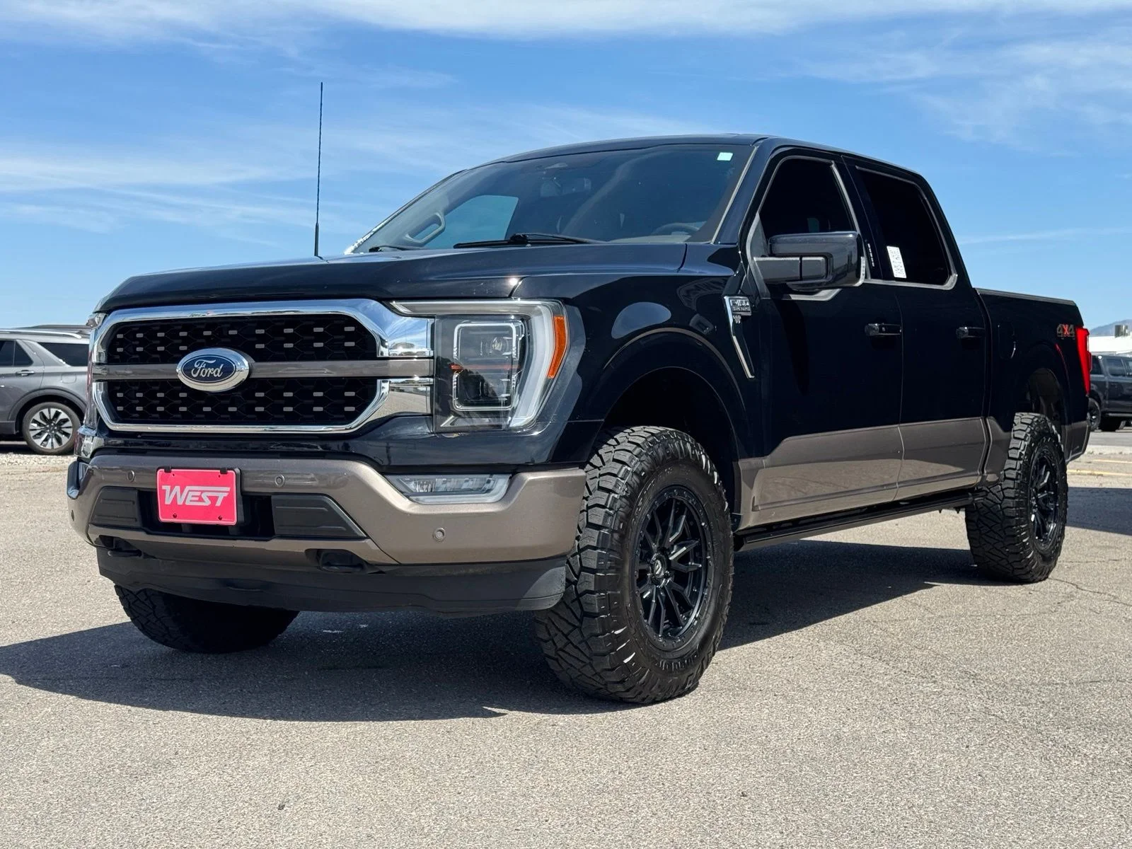 Used 2023 Gray Ford King Ranch image 14
