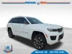 Used 2023 White Jeep Overland image 3