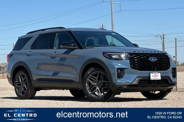 2026 Ford Explorer ST-LINE RWD's photo