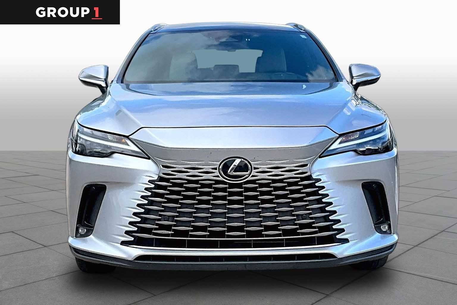 Used 2023 Iridium Lexus Premium Plus image 4