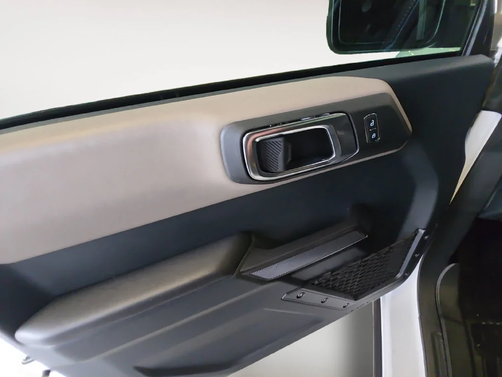 Used 2024 White Ford Wildtrak image 10