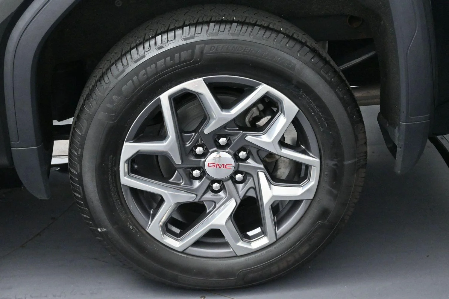 Used 2023 ONYX BLACK GMC SLT image 37