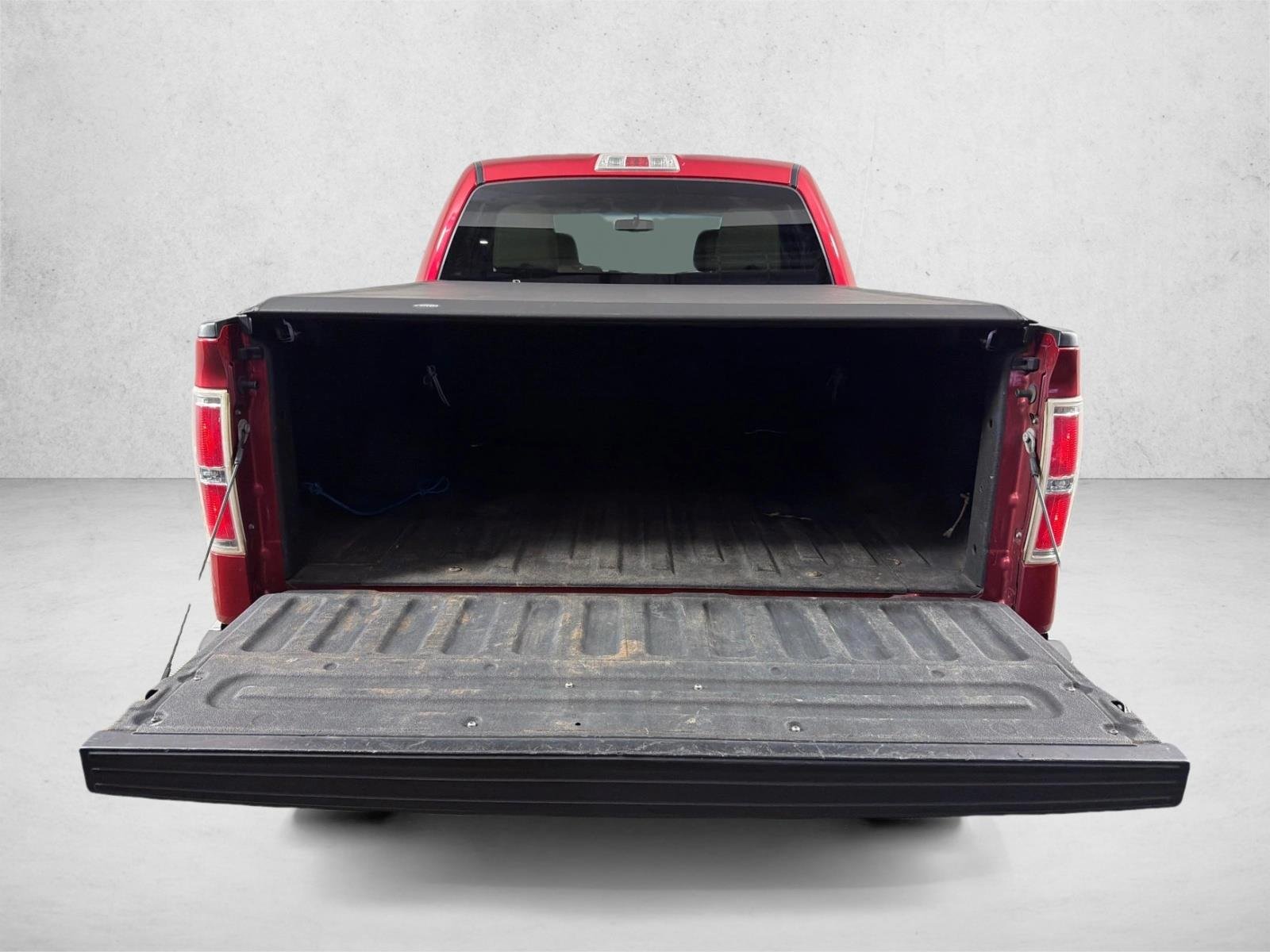 Used 2010 Red Candy Metallic Ford XLT image 18