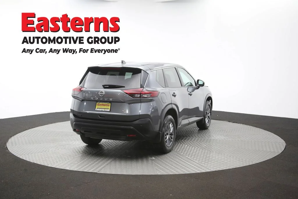 Used 2023 Gray Nissan S image 40