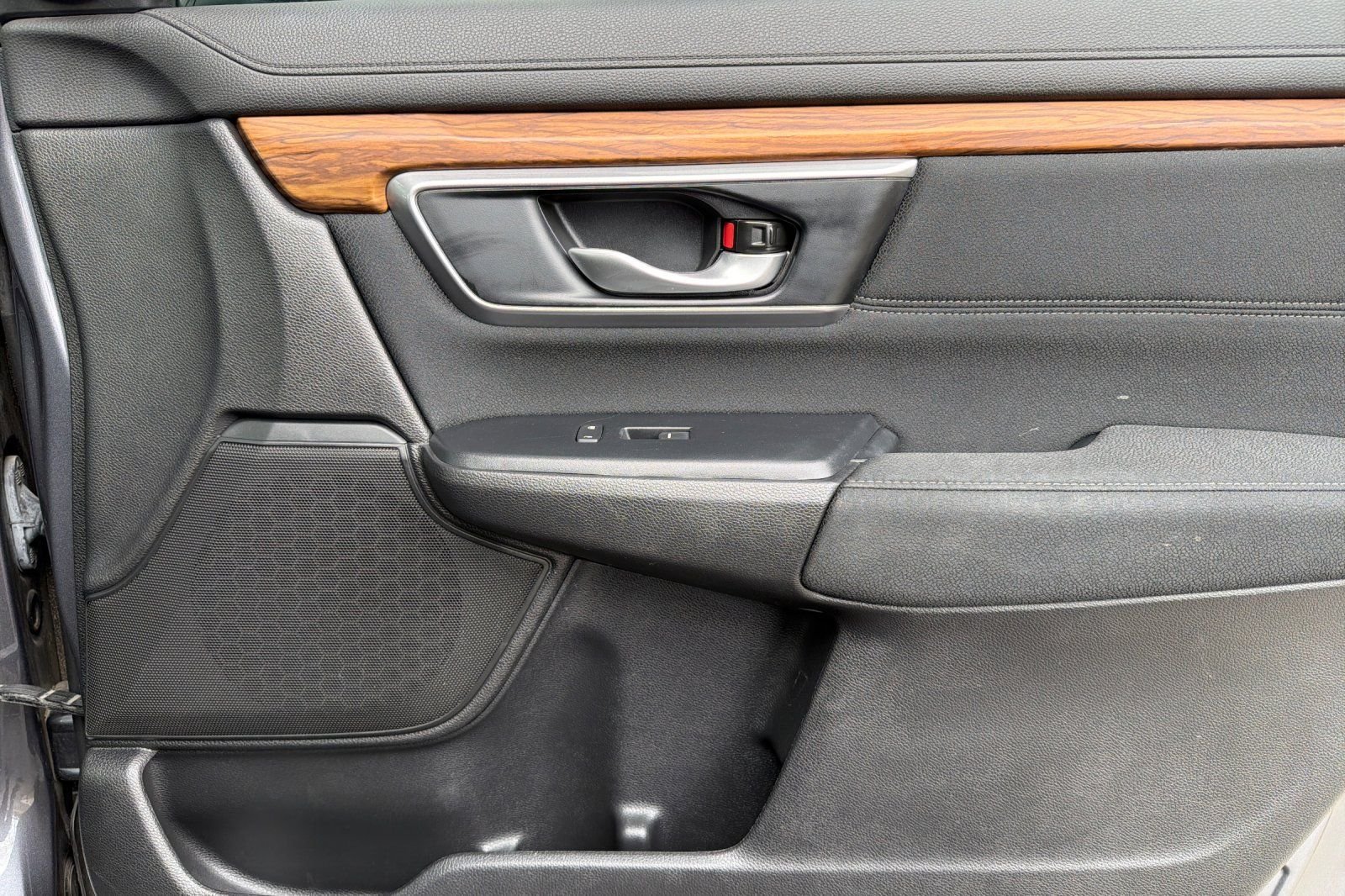 Used 2022  Honda EX image 23