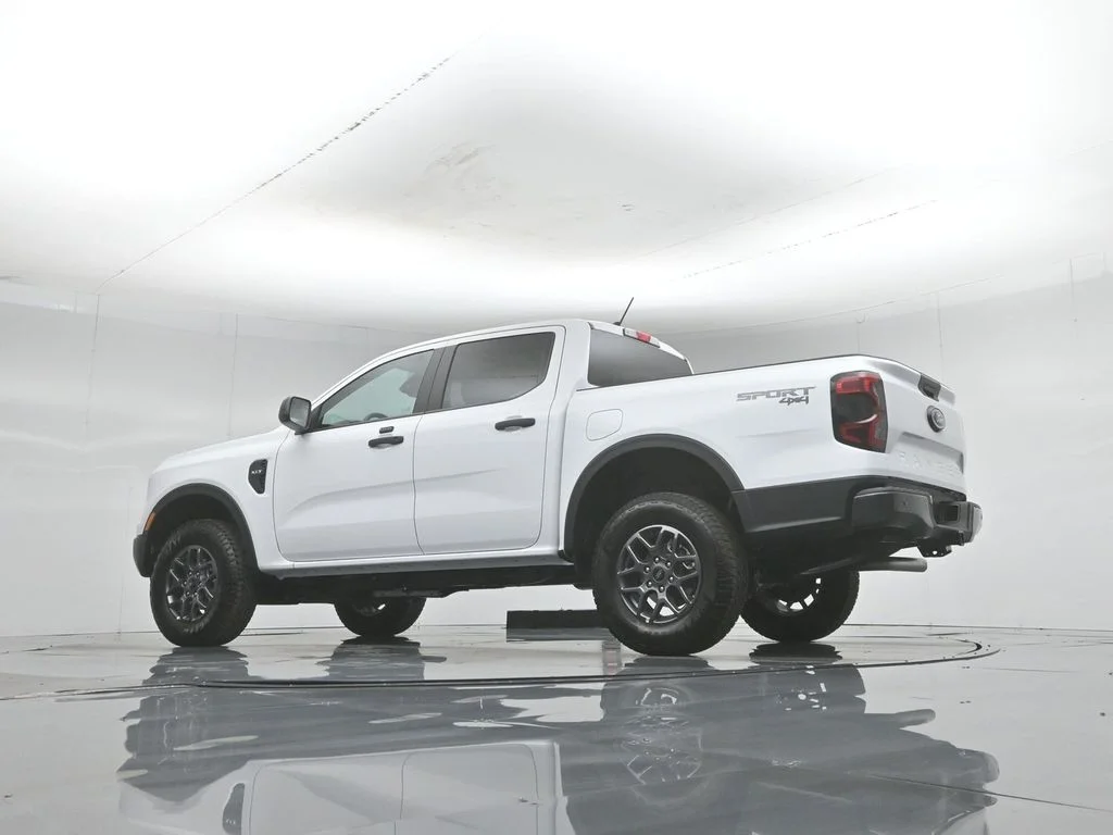 New 2026 Oxford White Ford XLT image 47