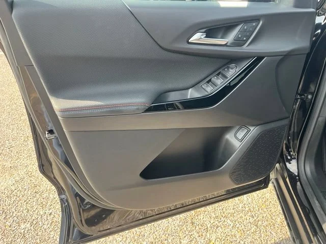 Used 2025 Mosaic Black Metallic Chevrolet RS image 27