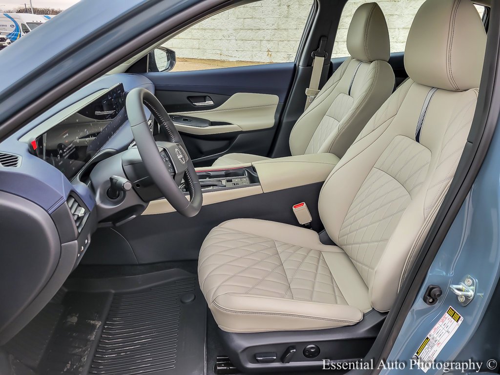 New 2026 Atlantic Gray Metallic Nissan SL image 8