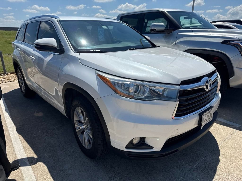 2015 Toyota Highlander XLE V6's photo