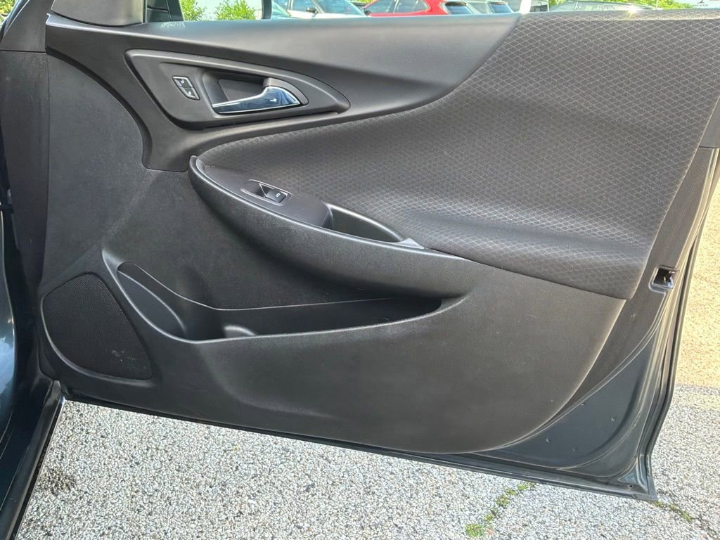 Used 2021 SHADOW GRAY METALLIC Chevrolet LS image 26