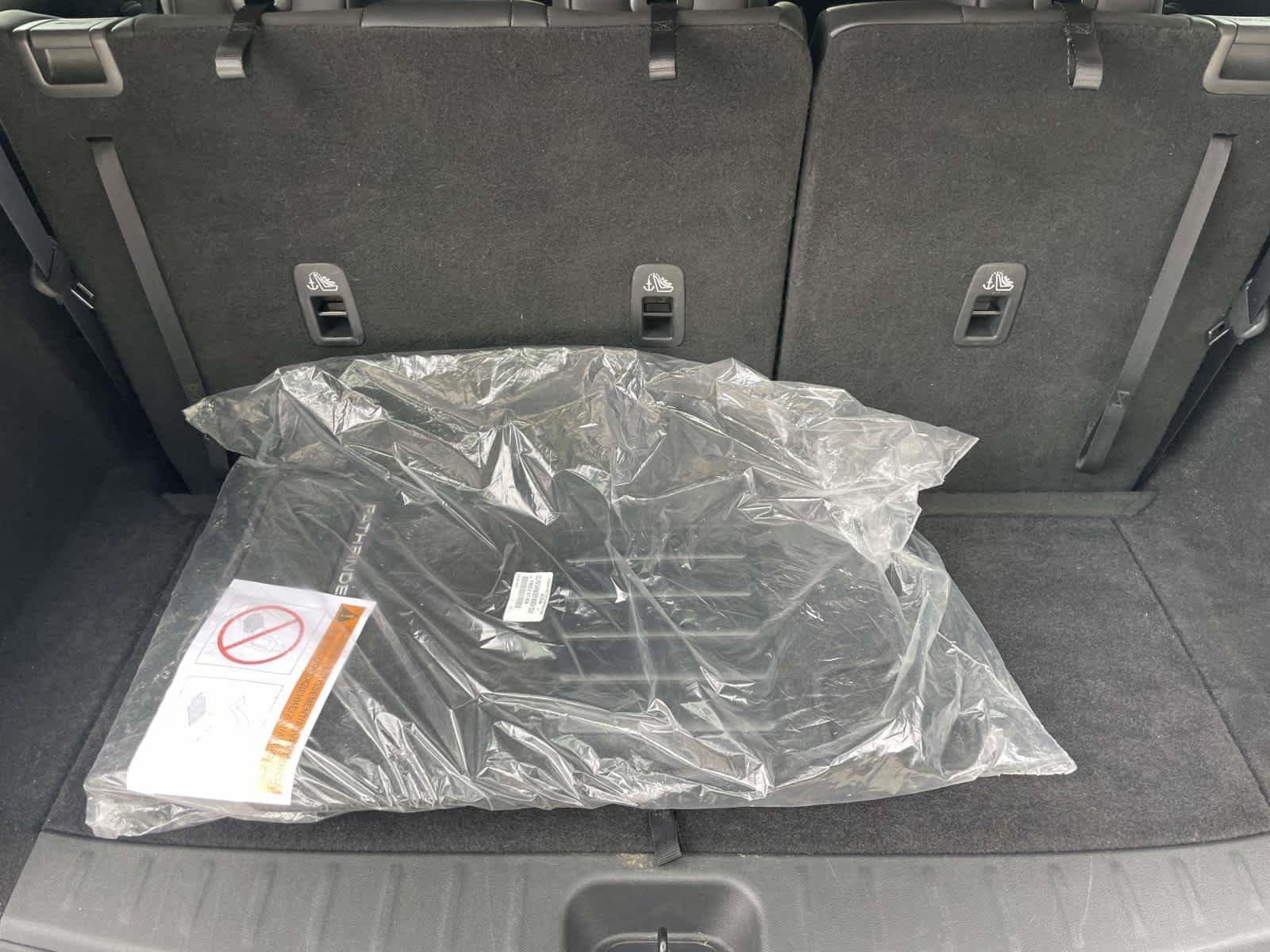 Certified Used 2024 Pearl White Tricoat Nissan SL image 24