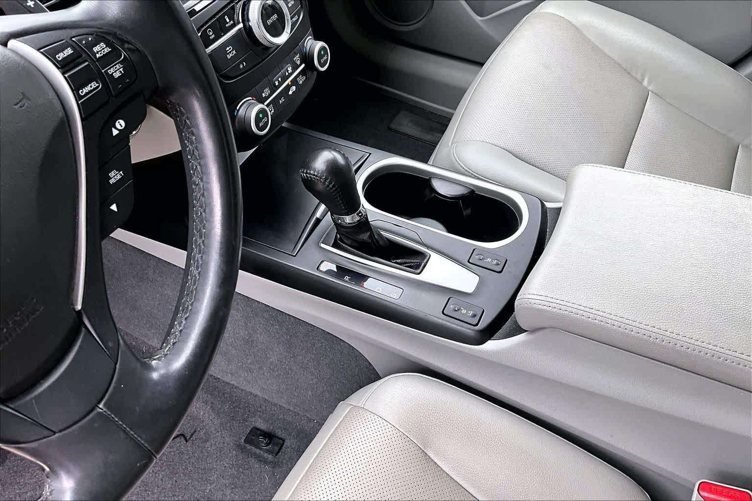 Used 2017 BLUE Acura w/Technology Pkg image 17
