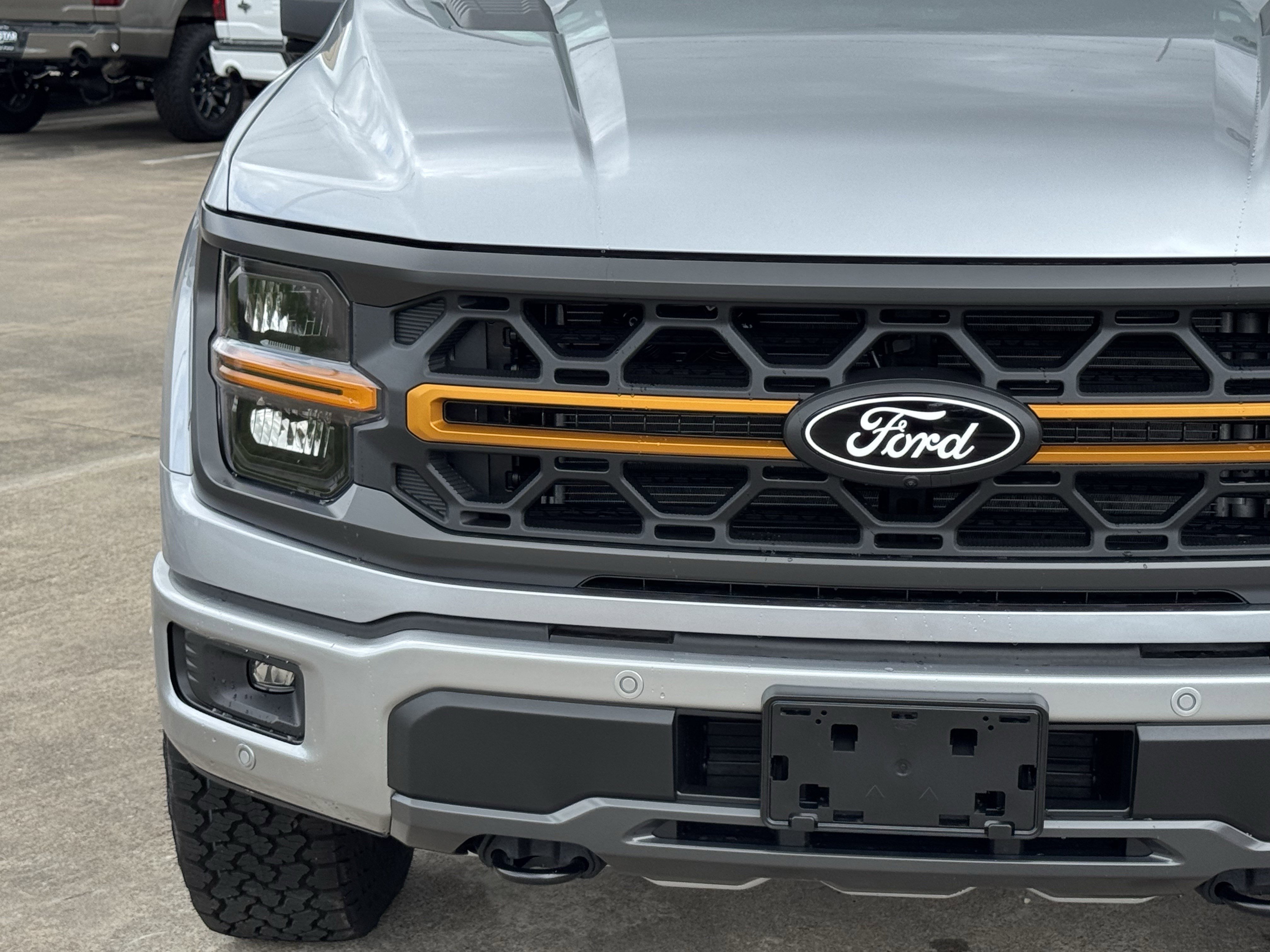 New 2026 Iconic Silver Metallic Ford Tremor image 5