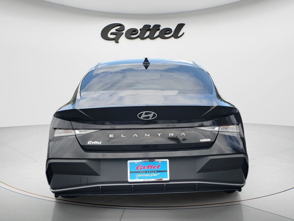 Used 2024 Black Hyundai Blue image 6
