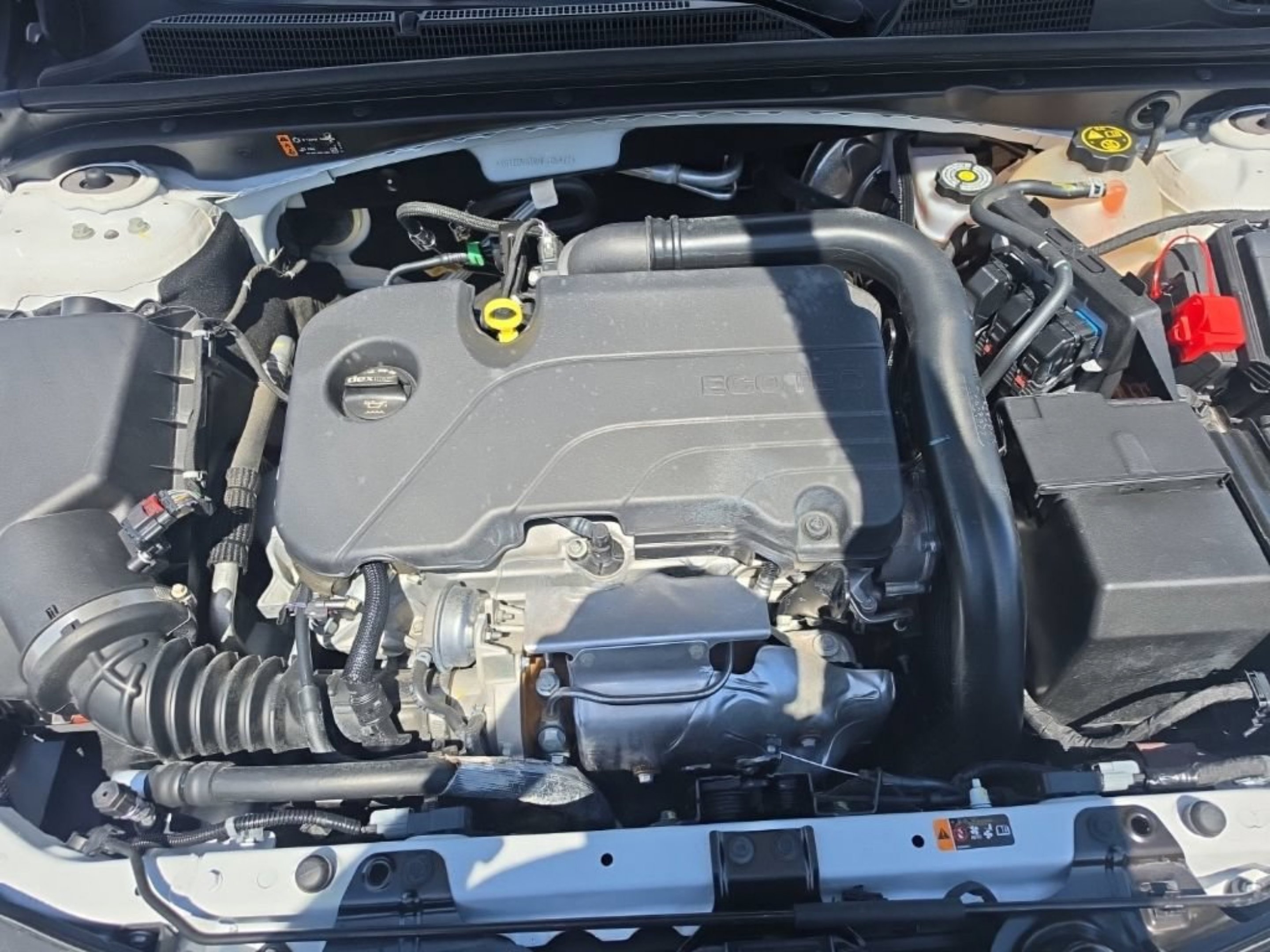 Used 2022 Summit White Chevrolet LT image 9