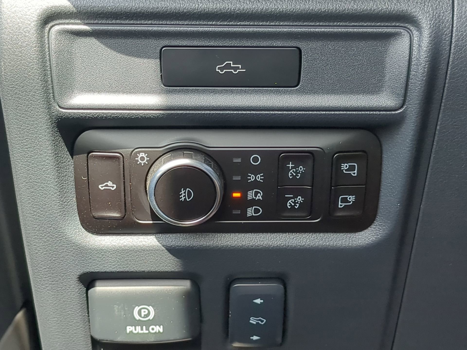 New 2026 Agate Black Metallic Ford Lariat® image 62