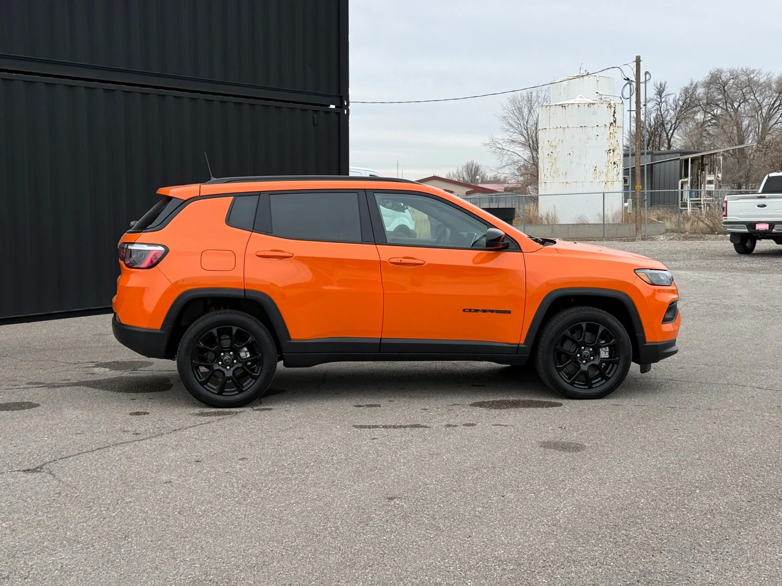 New 2026 Joose Exterior Paint Jeep Latitude image 7