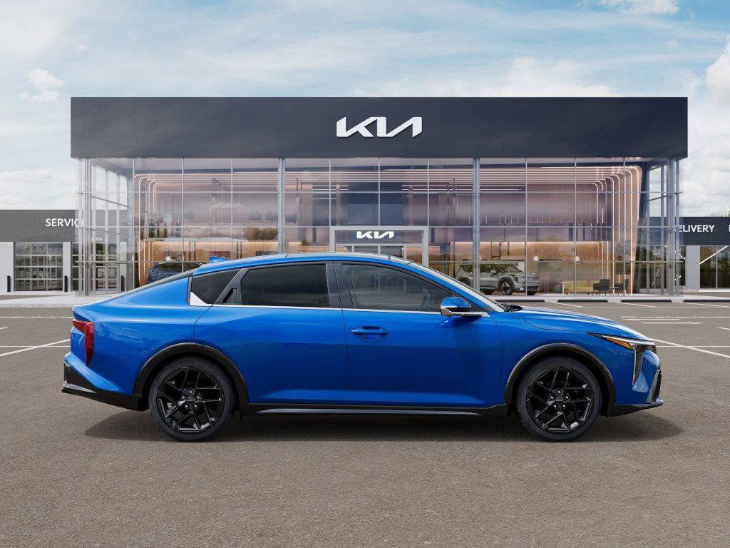 2025 Kia K4 GT-Line Turbo - Photo 7