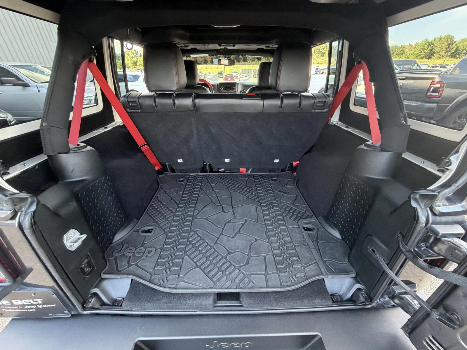 Used 2017 Granite Crystal Metallic Clearcoat Jeep Rubicon Recon image 19