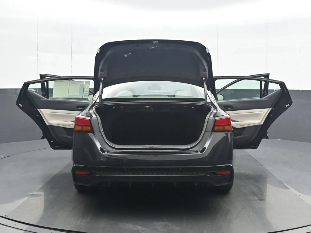 Used 2025 Black Nissan 2.5 SV image 36
