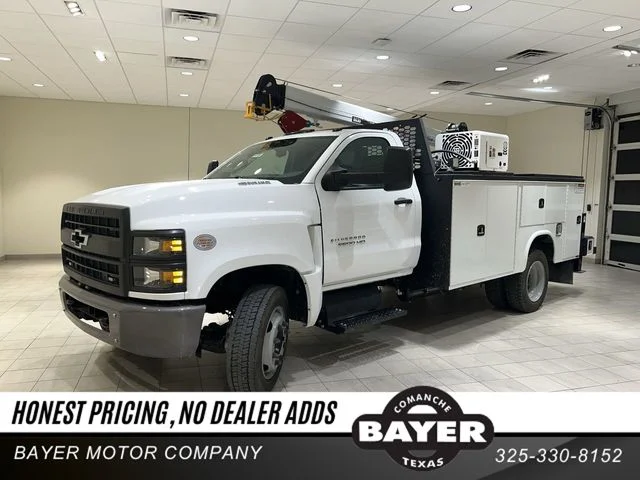 2023 Chevrolet Silverado 4500 Medium Duty Chassis Cab