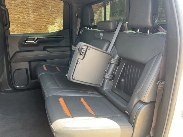 Used 2024 White GMC AT4 image 23