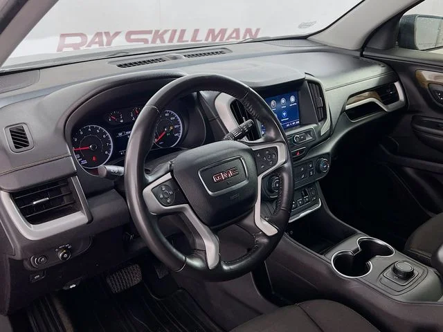 Used 2018 Black GMC SLE image 32