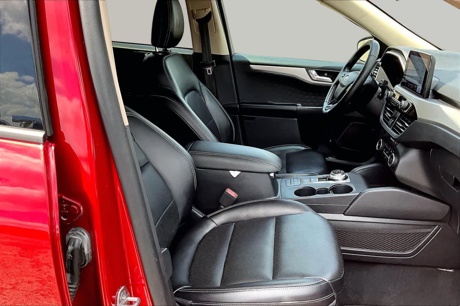Certified Used 2020 Rapid Red Metallic Tinted Clearcoat Ford SEL image 11