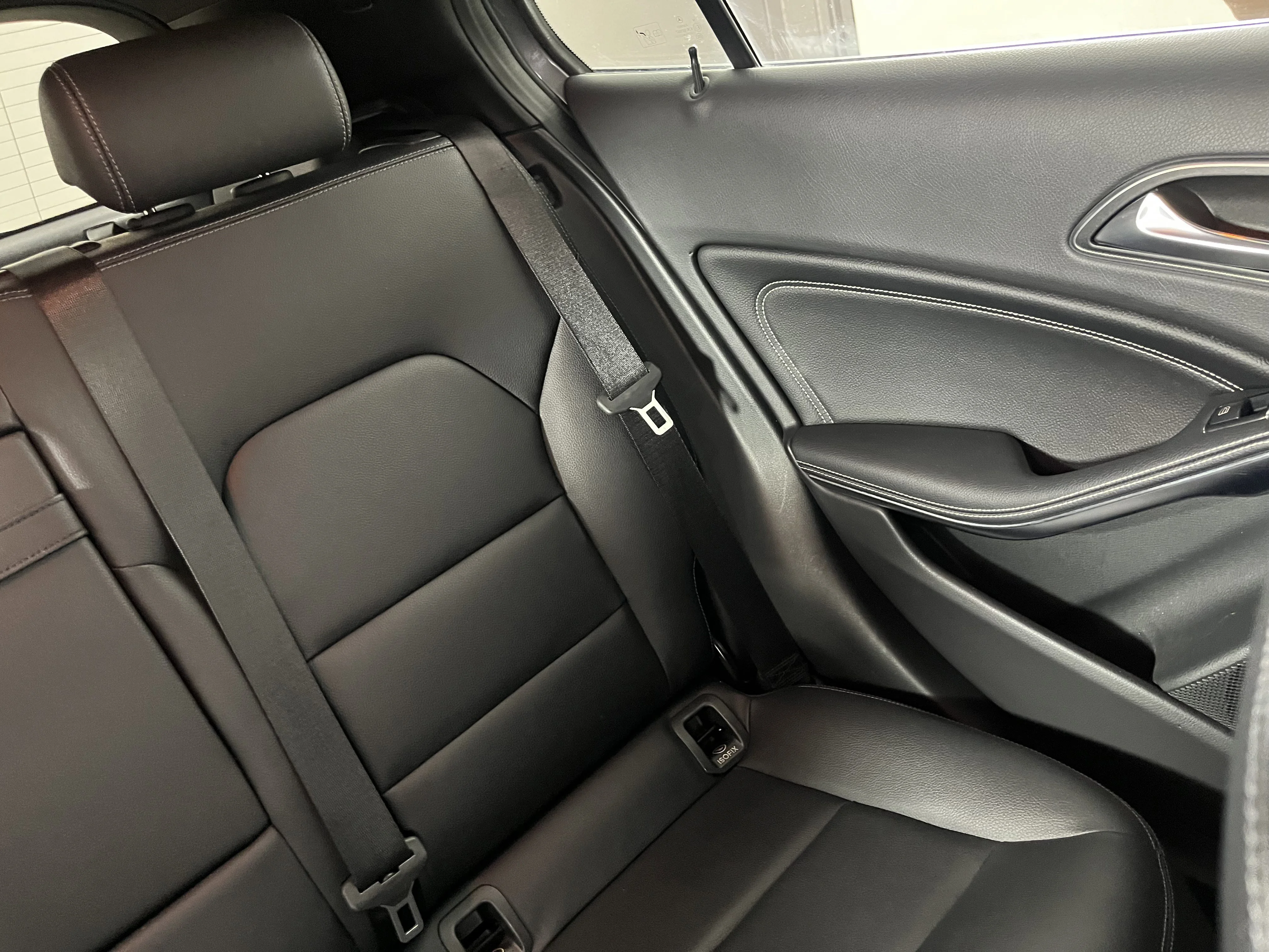 Used 2019 Mountain Grey Metallic Mercedes-Benz GLA 250 image 23