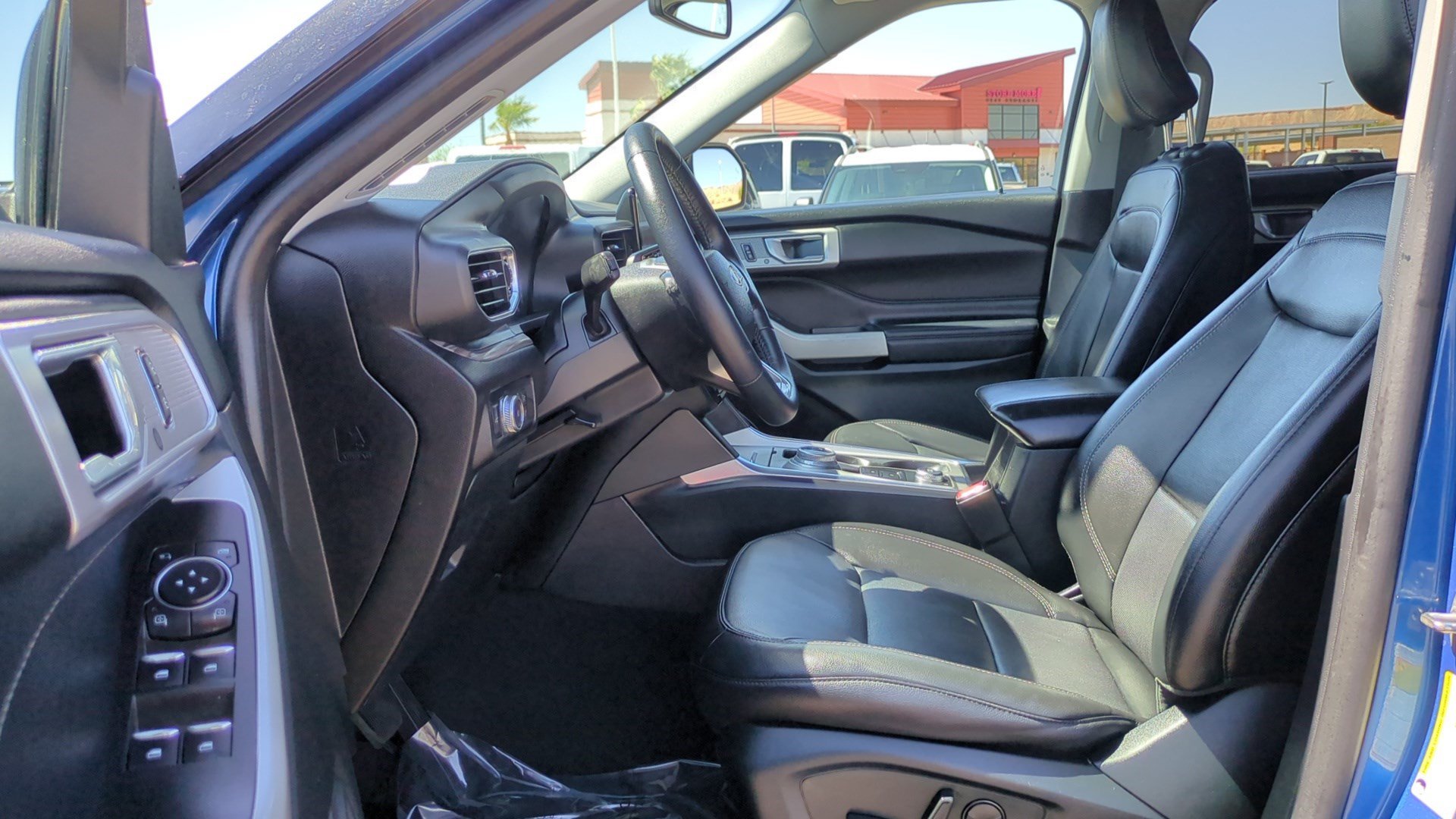 Used 2022 Blue Metallic Ford Limited image 14