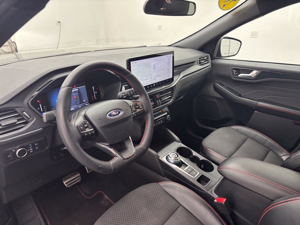 Used 2023 Gray Metallic Ford ST-Line image 18
