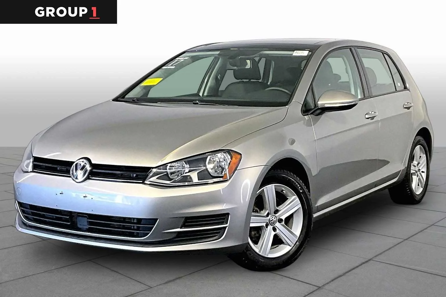 Pre-Owned 2017 Volkswagen Golf Wolfsburg Edition