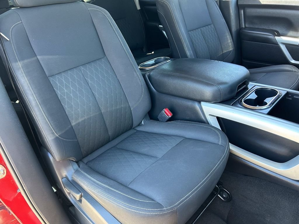 Used 2018 Red Nissan SV image 10