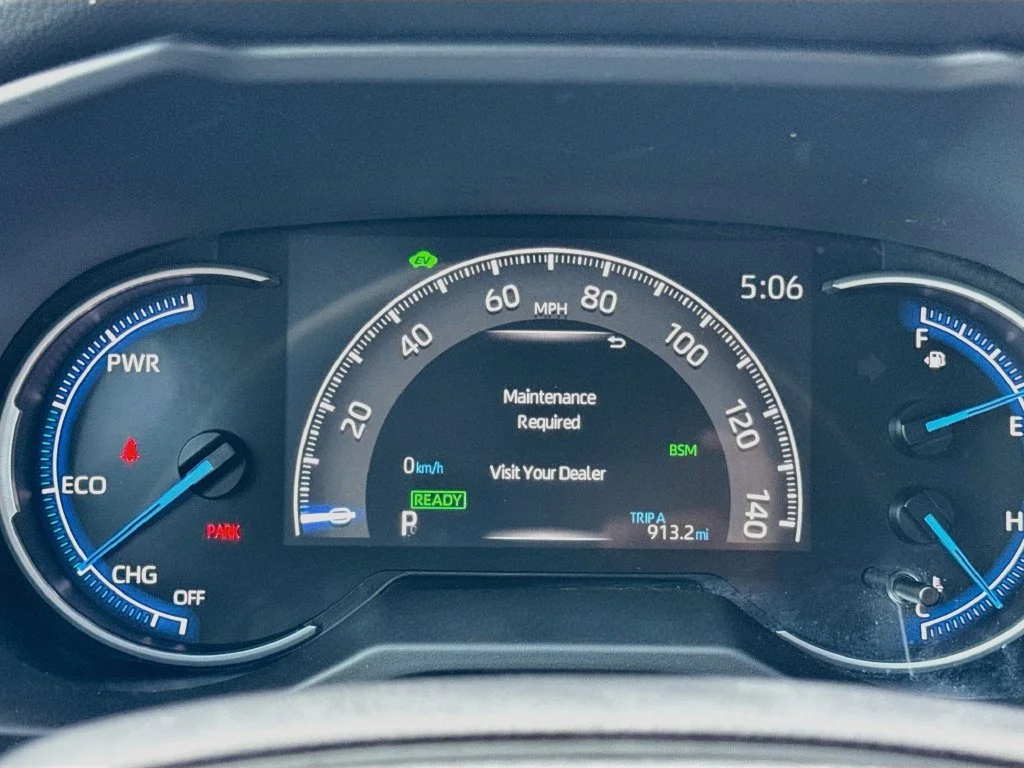 Used 2025 Gray Toyota XLE image 14