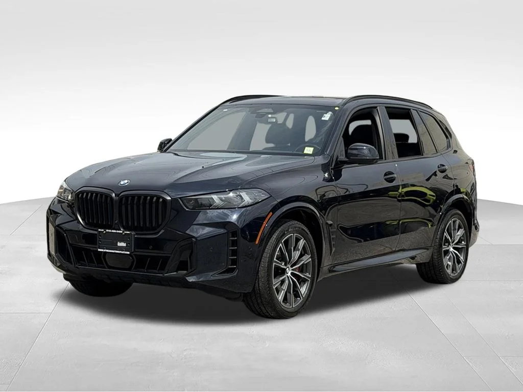 Used 2024 Black BMW xDrive40i image 3