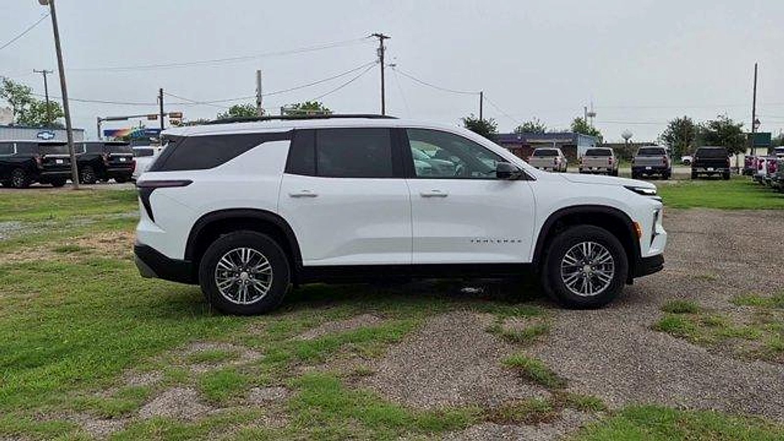 2026 Chevrolet Traverse LT - Photo 9