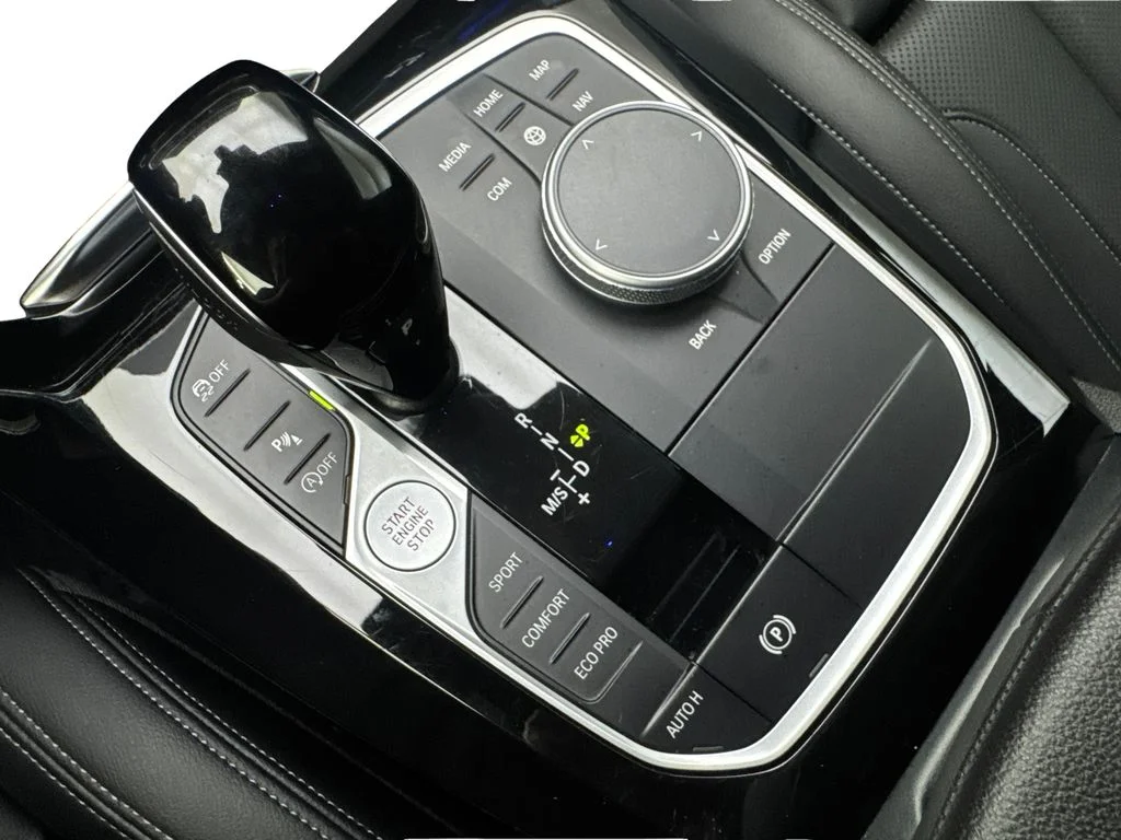 Used 2024 Gray BMW sDrive30i image 71