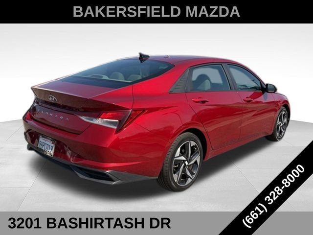 Used 2023 Red Hyundai SEL image 5