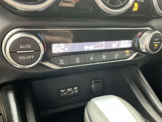 Used 2021 White Nissan SR image 21