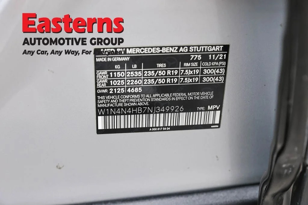 Used 2022 Silver Mercedes-Benz GLA 250 image 36
