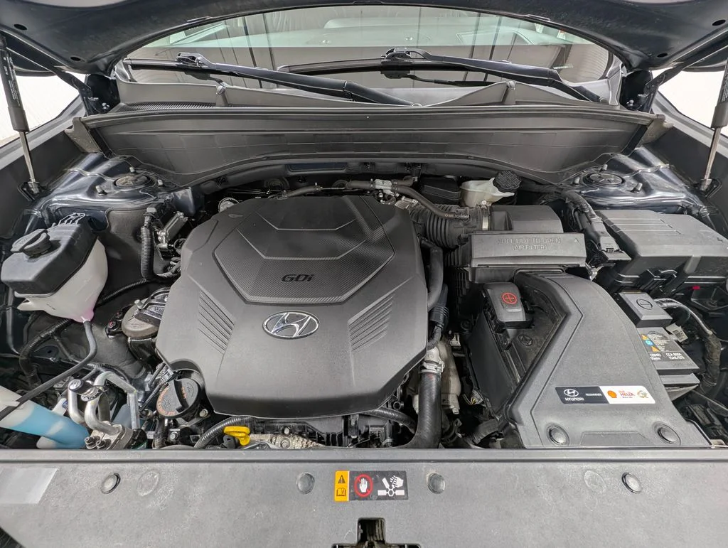 Certified Used 2024 Moonlight Cloud Hyundai Limited image 31