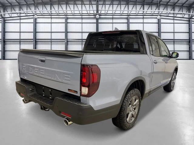 New 2026 Sonic Gray Pearl Honda TrailSport image 5